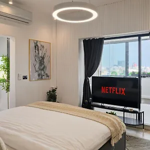 https://apt-luxury-victoriei.bucharesthotelsnow.com